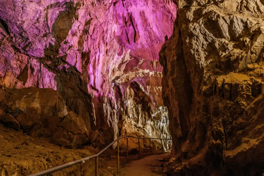 Limestone formations of stalactites and stalagmite 2025 03 09 14 59 23 utc